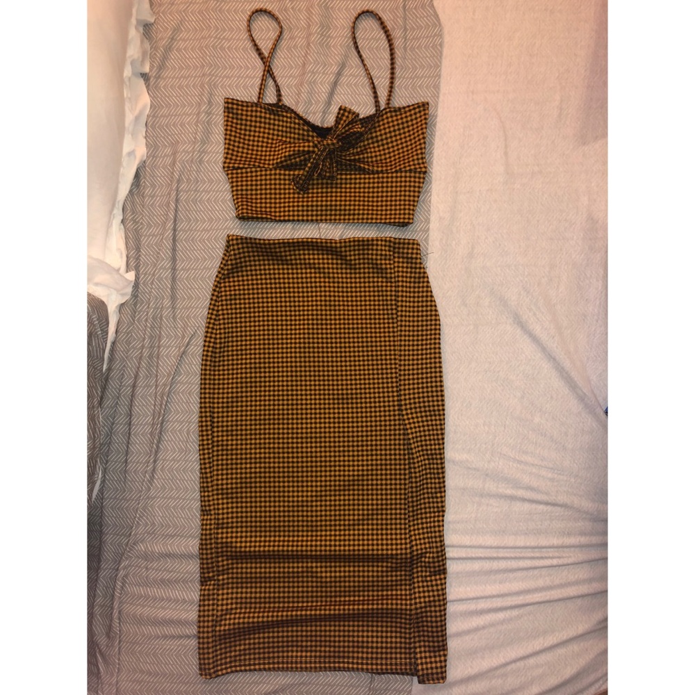 Prettylittlething Two Piece